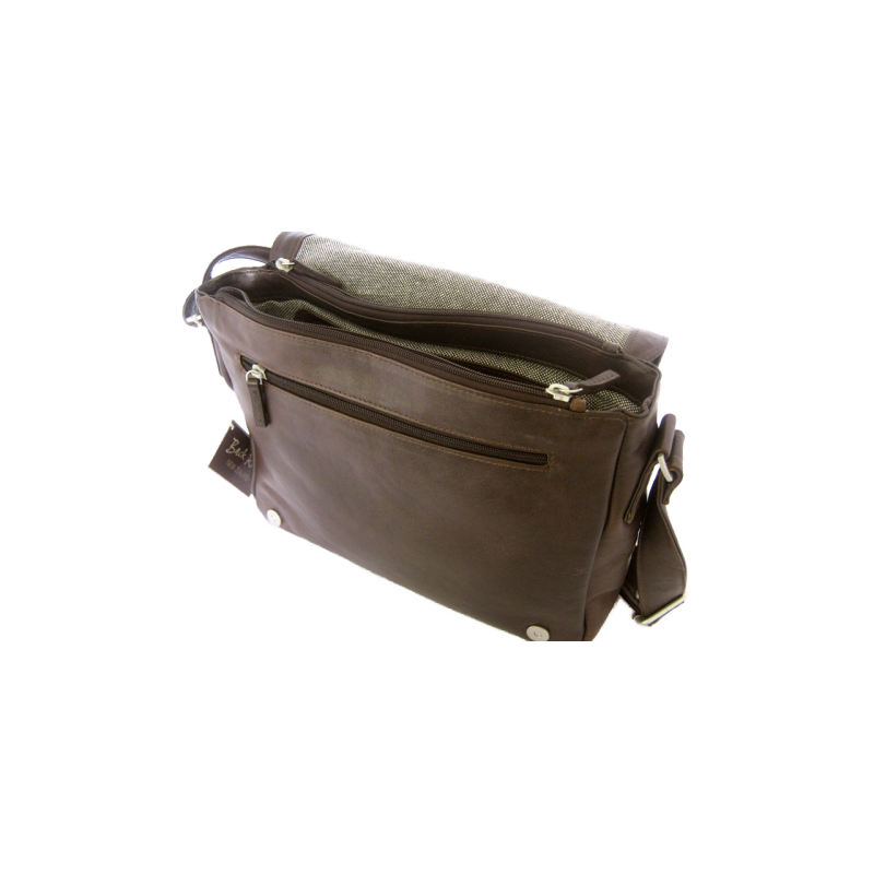 Back Road 15" Messenger Bag 2909